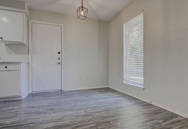 5301 Indio CIR B, Austin, TX 78745