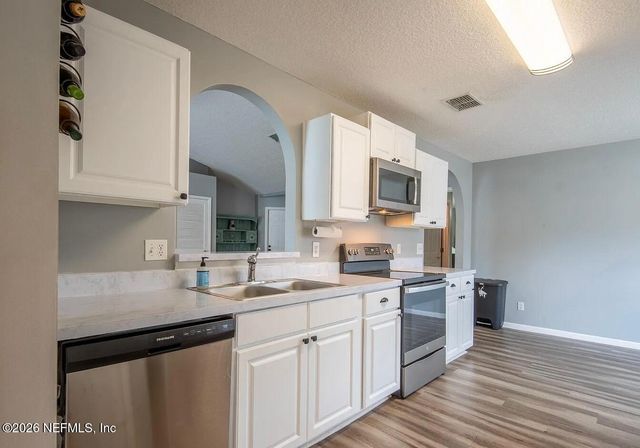 3201 FIRESIDE Drive, Middleburg, FL 32068