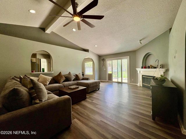 3201 FIRESIDE Drive, Middleburg, FL 32068