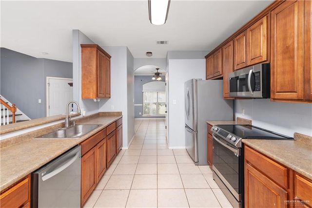 3427 Prestwick Street, Edinburg, TX 78542
