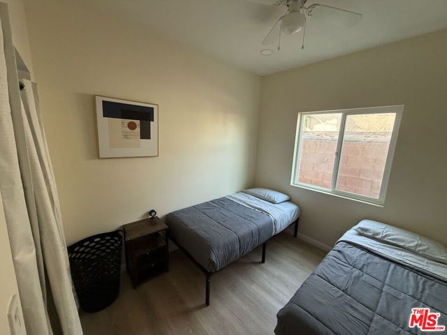 1715 W 64th Street, Los Angeles, CA 90047