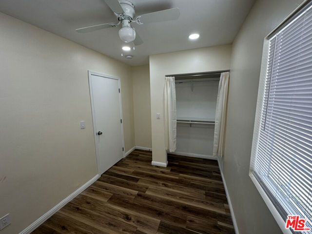 1715 W 64th Street, Los Angeles, CA 90047