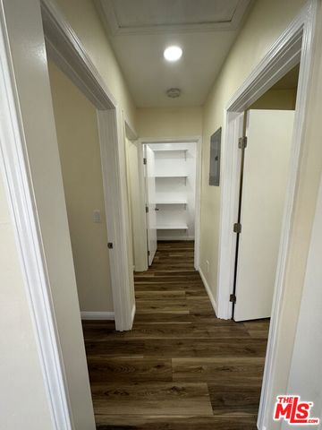 1715 W 64th Street, Los Angeles, CA 90047