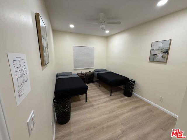 1715 W 64th Street, Los Angeles, CA 90047