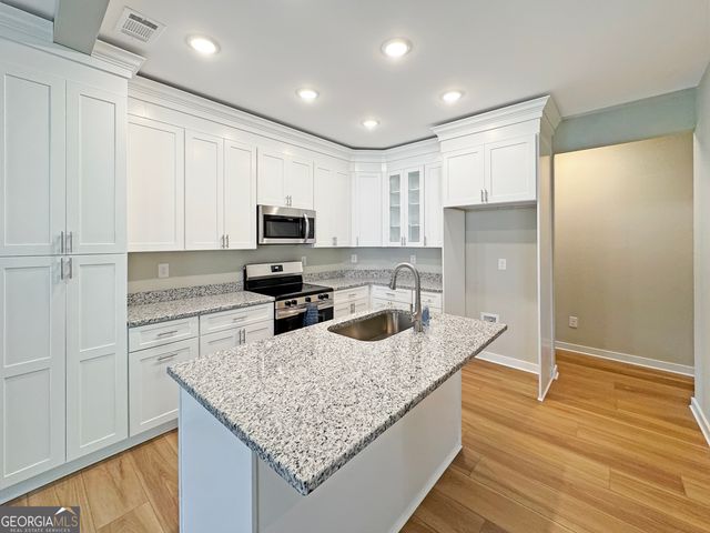 123 Duck Walk Way, Hogansville, GA 30230