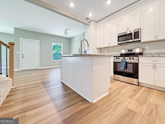 123 Duck Walk Way, Hogansville, GA 30230
