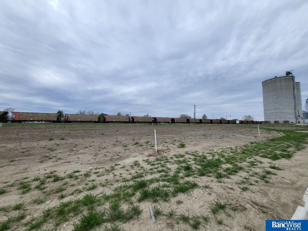 411 Railroad Street, Hallam, NE 68368