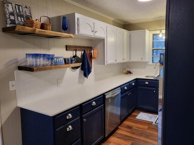 42 thompson, Clarksville, AR 72830