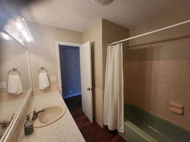 42 thompson, Clarksville, AR 72830