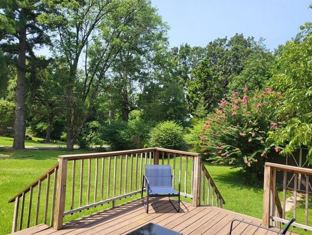 42 thompson, Clarksville, AR 72830