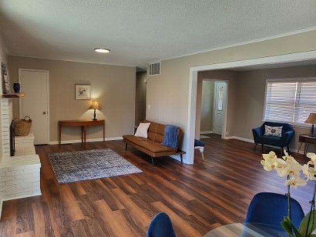 42 thompson, Clarksville, AR 72830