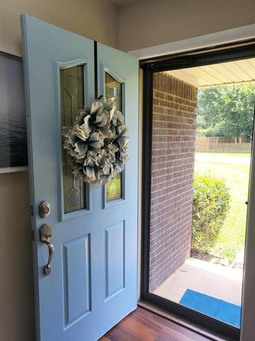 42 thompson, Clarksville, AR 72830