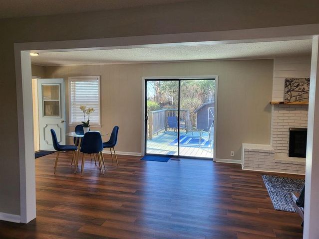 42 thompson, Clarksville, AR 72830