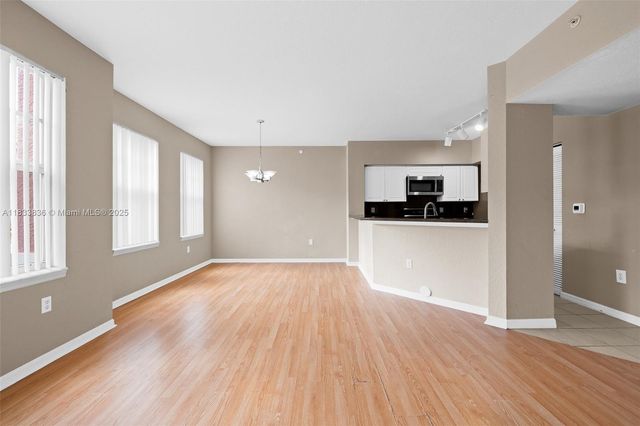 6722 W Sample Rd 6722, Coral Springs, FL 33067