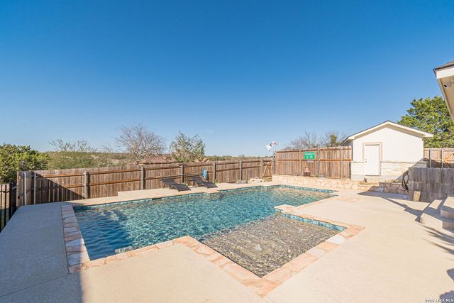 105 Windcliff, New Braunfels, TX 78132
