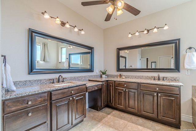 105 Windcliff, New Braunfels, TX 78132