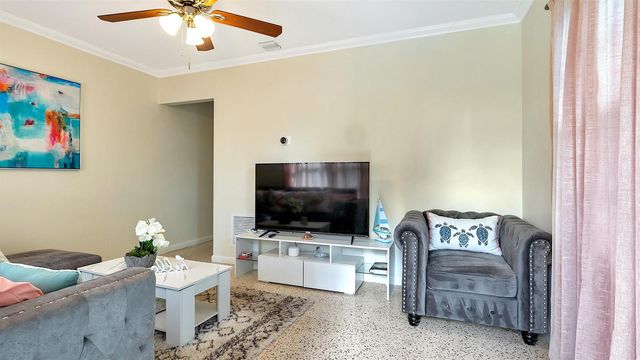 802 N J Street, Lake Worth Beach, FL 33460