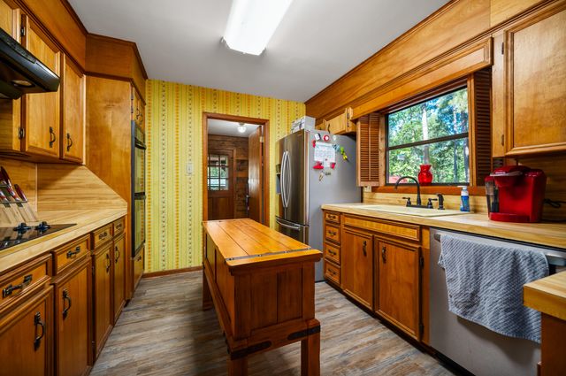 121 Calvin St, Anacoco, LA 71403