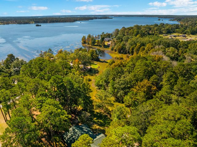 121 Calvin St, Anacoco, LA 71403