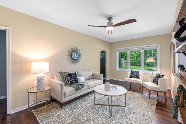 11717 W Watertown Plank ROAD, Wauwatosa, WI 53226