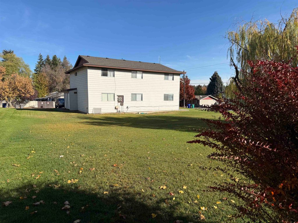 12224 E Lenora Dr, Spokane Valley, WA 99206 photo 2