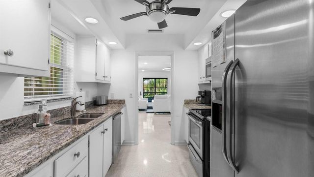 410 Venetian Drive, Delray Beach, FL 33483