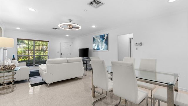 410 Venetian Drive, Delray Beach, FL 33483