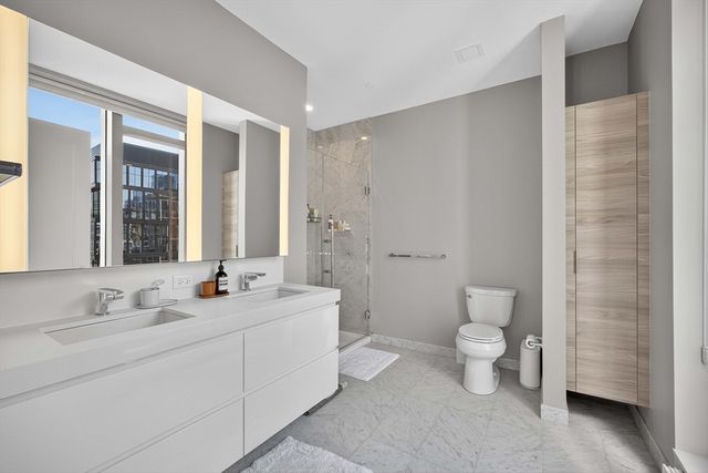 135 Seaport Blvd 2001, Boston, MA 02110