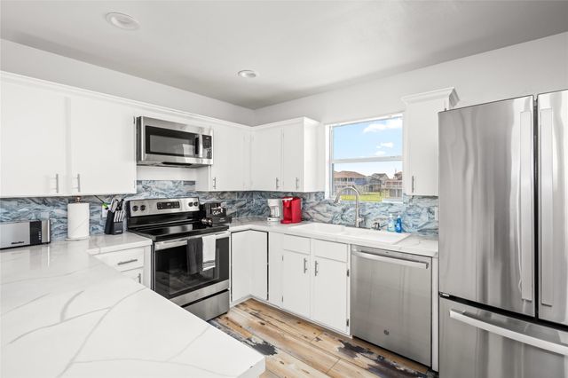 23143 Gulf Drive, Galveston, TX 77554