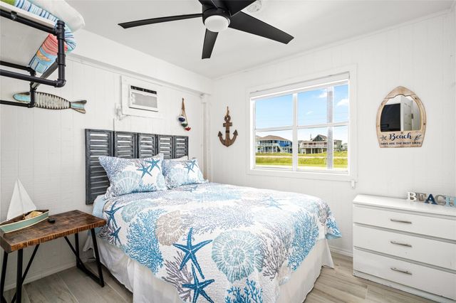 23143 Gulf Drive, Galveston, TX 77554