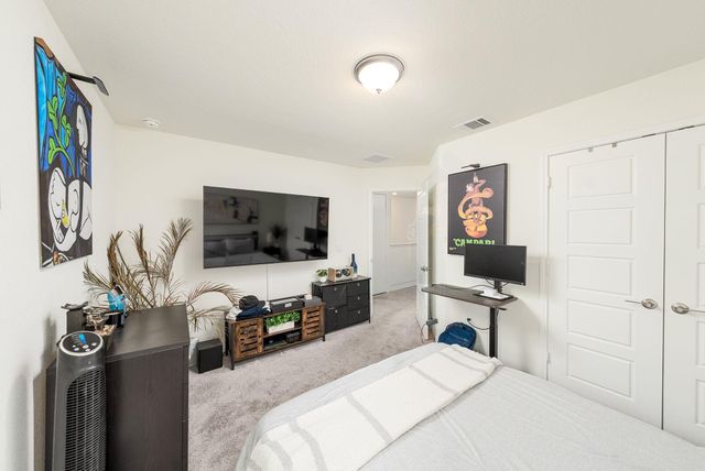 7105 Gray Catbird DR 52, Austin, TX 78744