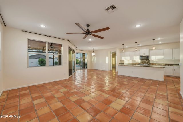 4968 W ELIJAH Lane, San Tan Valley, AZ 85144