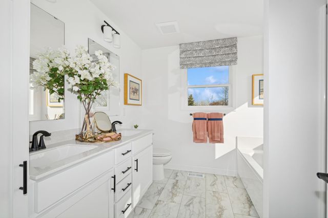 20325 Gallifrey Way, Lakeville, MN 55044