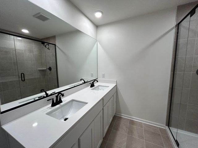 3853 Angel Oak Lane, Valparaiso, IN 46385