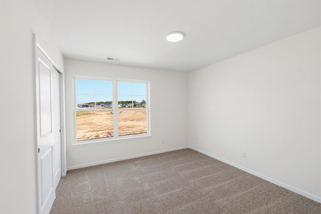 3853 Angel Oak Lane, Valparaiso, IN 46385