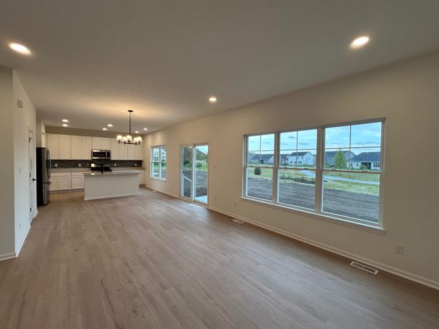 3853 Angel Oak Lane, Valparaiso, IN 46385