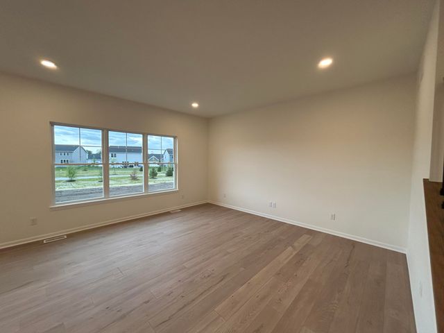 3853 Angel Oak Lane, Valparaiso, IN 46385
