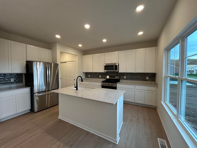 3853 Angel Oak Lane, Valparaiso, IN 46385
