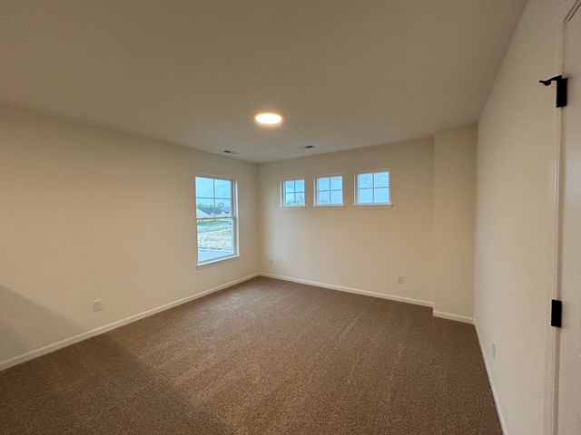 3853 Angel Oak Lane, Valparaiso, IN 46385