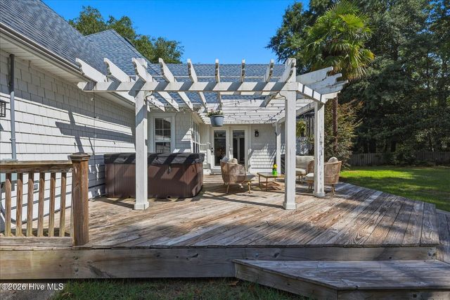127 Cannon Road, Wilmington, NC 28411