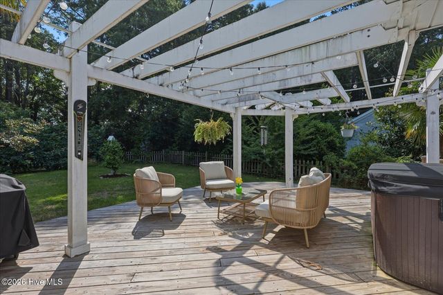 127 Cannon Road, Wilmington, NC 28411