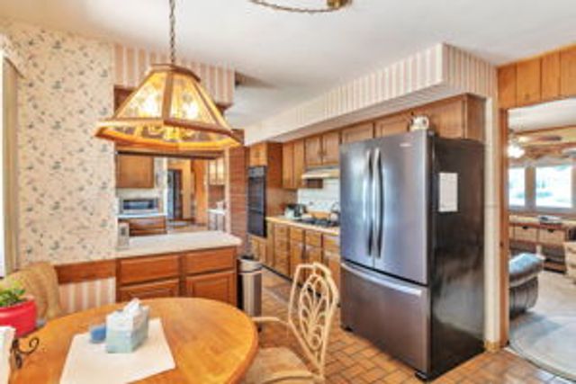 8001 Rutherford Avenue, Burbank, IL 60459