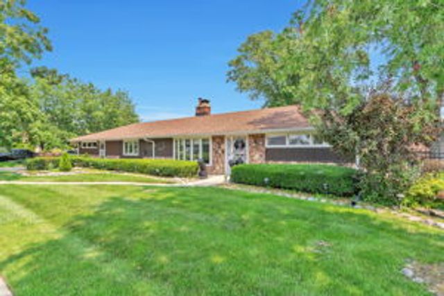 8001 Rutherford Avenue, Burbank, IL 60459