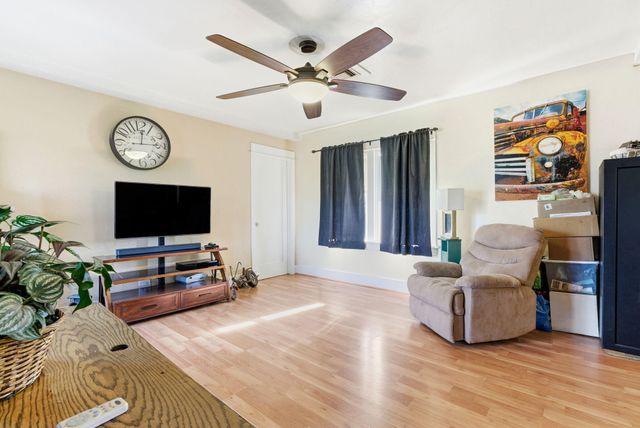 37801 Rd 200, Woodlake, CA 93286