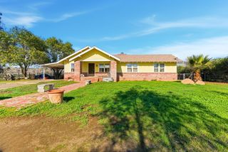 37801 Rd 200, Woodlake, CA 93286