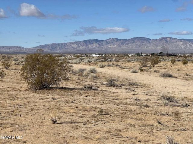 9982 Grant Avenue, California City, CA 93505