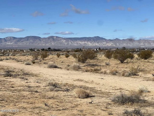 9982 Grant Avenue, California City, CA 93505