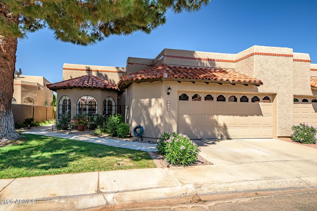 Image 23 of property listing at 4116 E Paradise Drive, Phoenix, AZ 85028