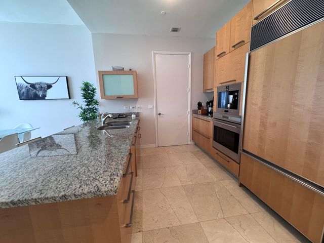 16001 Collins Avenue 4002, Sunny Isles Beach, FL 33160