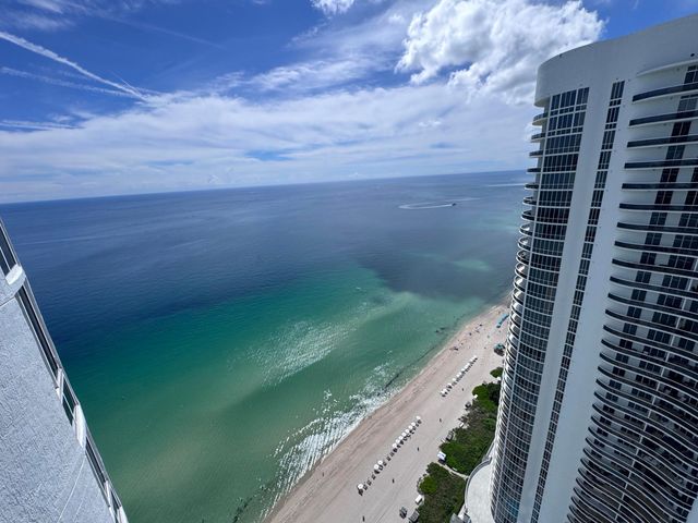 16001 Collins Avenue 4002, Sunny Isles Beach, FL 33160